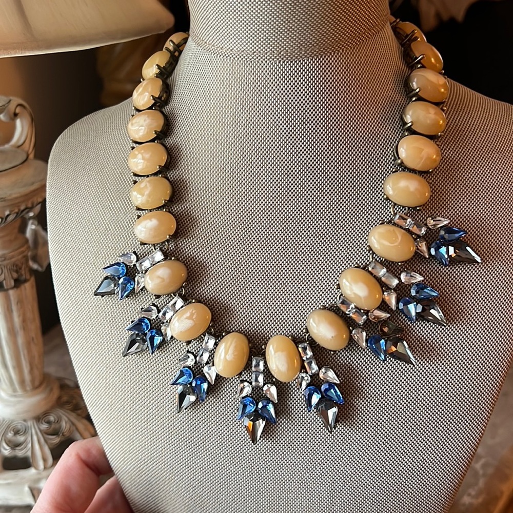 Adjustable necklace